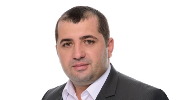  Ясен Русев 